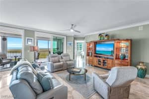 275 Indies Way, Naples, FL 34110 - MLS#225050071