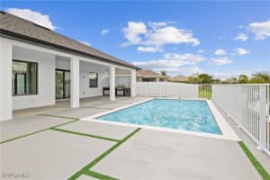 423 5th Terrace, Cape Coral, FL 33909 - MLS#225050172