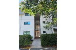 788 Park Shore Drive, Naples, FL 34103 Sold 08/21/25