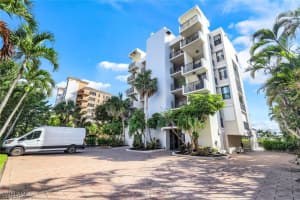 10562 Gulf Shore Drive, Naples, FL 34108 - MLS#225050220