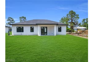 2607 45th st W, Lehigh Acres, FL 33971 - MLS#225050305