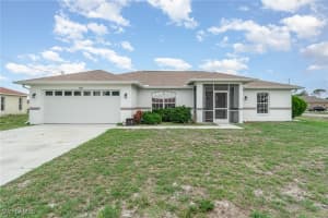 879 Rue Labeau Circle, Fort Myers, FL 33913 - MLS#225050306