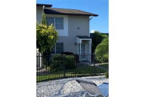 180 Cypress Way, Naples, FL 34110 Sold 07/07/25