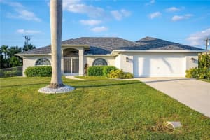 227 48th Terrace, Cape Coral, FL 33914 - MLS#225050443