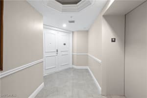 2104 1st Street, Fort Myers, FL 33901 - MLS#225050452