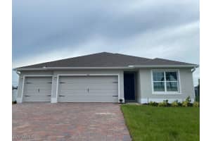 526 Se 20th Ct, Cape Coral
