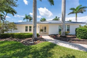 947 Town And River Drive, Fort Myers, FL 33919 Sold 12/19/25