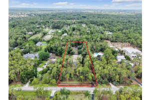 5810 Golden Oaks Ln, Naples