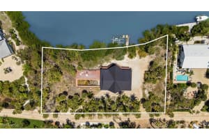 5770 Pine Tree Drive, Sanibel, FL 33957 - MLS#225050595
