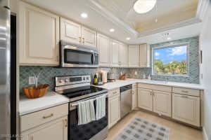 955 Palm View Drive, Naples, FL 34110 - MLS#225050612