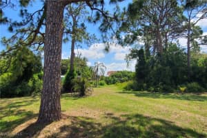204 Mariana Avenue, North Fort Myers, FL 33917 Sold 07/01/25
