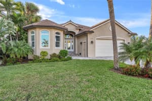 3254 Lakeview Drive, Naples, FL 34112 - MLS#225050640