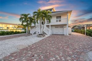 2736 Gulfview Drive, Naples, FL 34112 - MLS#225050641