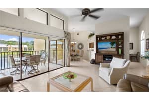577 Beachwalk Circle, Naples, FL 34108 - MLS#225050653