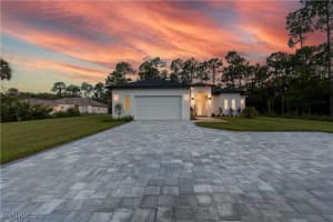 3762 32nd Ave Se, Naples