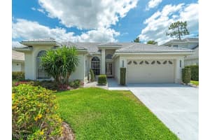 5144 Lochwood Ct, Naples