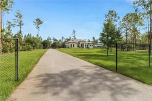 2909 2nd Avenue, Naples, FL 34120 - MLS#225050745
