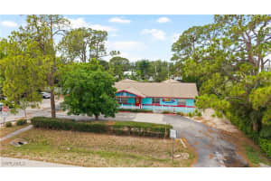 860 102ND Avenue, Naples, FL 34108 - MLS#225050829