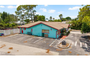 860 102ND Avenue, Naples, FL 34108 - MLS#225050829