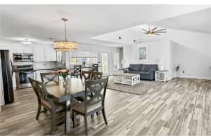 18028 Phlox Dr, Fort Myers