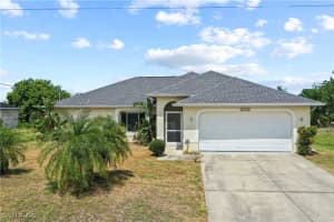 1214 Ne 14th Ave, Cape Coral