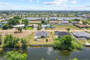 1214 14th Avenue, Cape Coral, FL 33909 - MLS#225050841