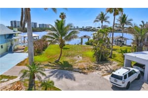 22491 Buccaneer Lagoon Street, Fort Myers Beach, FL 33931 - MLS#225050859