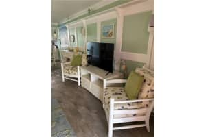 174 Palm Dr 3075, Naples