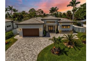1324 Longwood Dr, Fort Myers