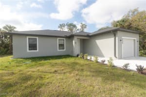 8048 Sherwood Circle, Labelle, FL 33935 - MLS#225050970