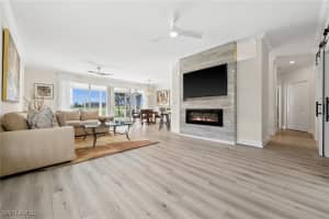 13180 Hamilton Harbour Dr E1, Naples