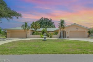 2114 Aruba Ave, Fort Myers