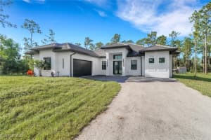 1314 47th Ave Ne, Naples