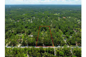 330 Wilson Blvd S, Naples
