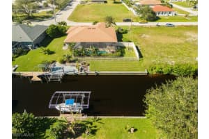 2127 17th Place, Cape Coral, FL 33990 - MLS#225051083
