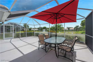 2166 Stacil Cir, Naples