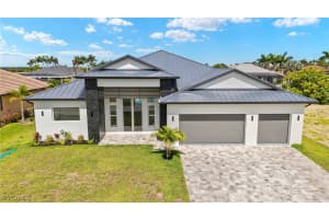 816 39th Avenue, Cape Coral, FL 33993 - MLS#225051189