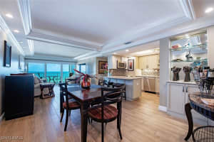 3443 Gulf Shore Blvd N 409, Naples, FL 34103 - MLS#225051203