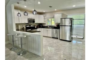 857 Palm View Drive, Naples, FL 34110 - MLS#225051305