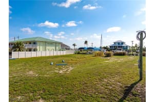 3227 Stringfellow Rd Other, FL 33956 Sold 10/24/25