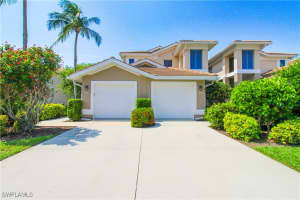 817 Carrick Bend Cir 101, Naples