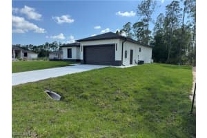 2607 13th Street, Lehigh Acres, FL 33972 Sold 07/24/25