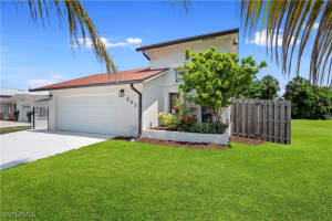 663 110th Avenue, Naples, FL 34108 - MLS#225051519