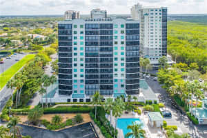 430 Cove Tower Drive, Naples, FL 34110 - MLS#225051528
