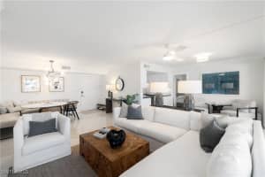 2600 Gulf Shore Boulevard, Naples, FL 34103 - MLS#225051539
