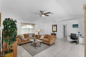 310 27th Terrace, Cape Coral, FL 33904 - MLS#225051635