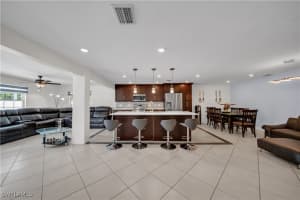 1313 37th Terrace, Cape Coral, FL 33904 - MLS#225051646