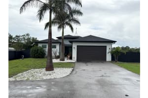 2552 70th Ave Ne, Naples