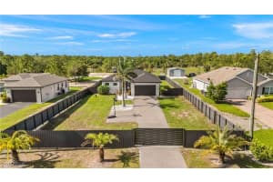 2552 70th Avenue, Naples, FL 34120 - MLS#225051688