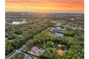 2347 Coach House Lane, Naples, FL 34105 - MLS#225051711